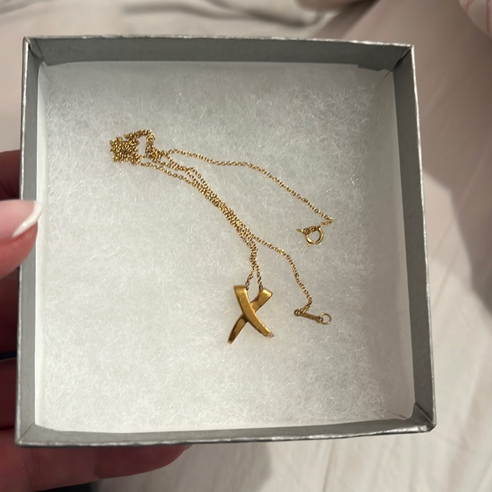 Paloma Piccaso gold X pendant originally from Tiffany retail $750